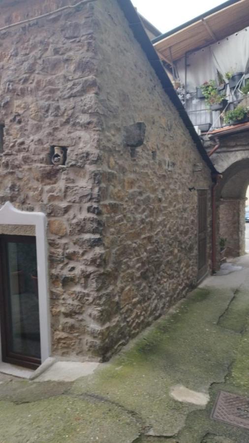 La Pietra Di Sersa Quaratica 外观 照片