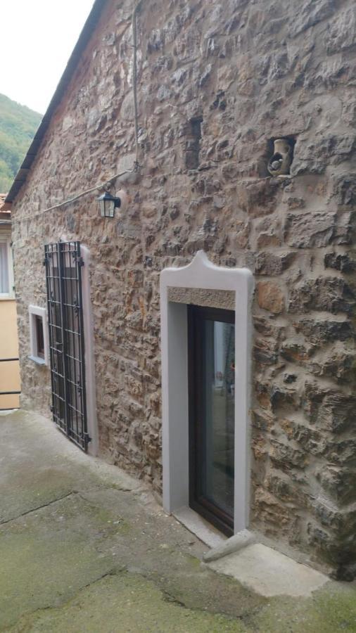 La Pietra Di Sersa Quaratica 外观 照片