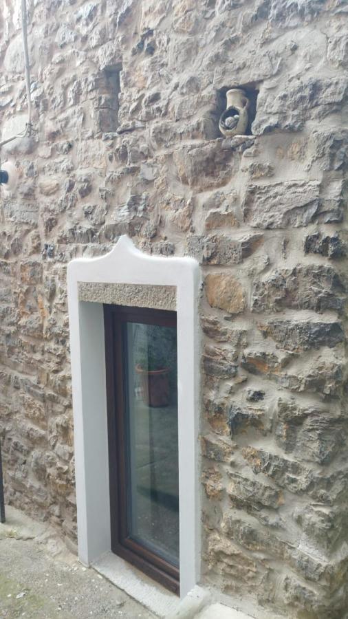 La Pietra Di Sersa Quaratica 外观 照片